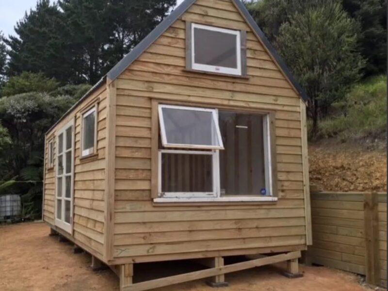 Larger Indianna Cabin