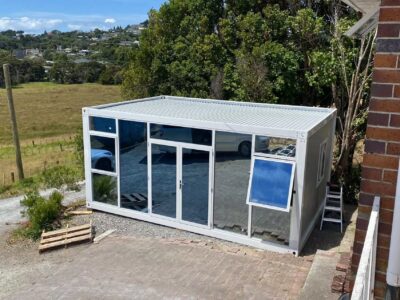 LARGE CABIN 6 x 4 m Glass Wall III