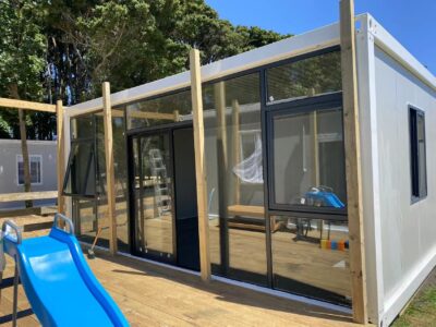 LARGE CABIN 6 x 4 m Glass Wall