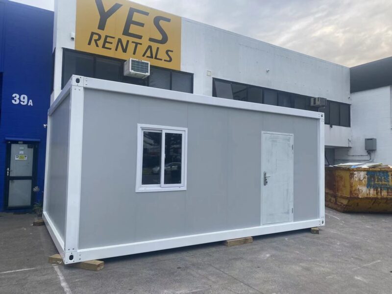 MEDIUM CABIN 6 x 3 m CLASSIC VI