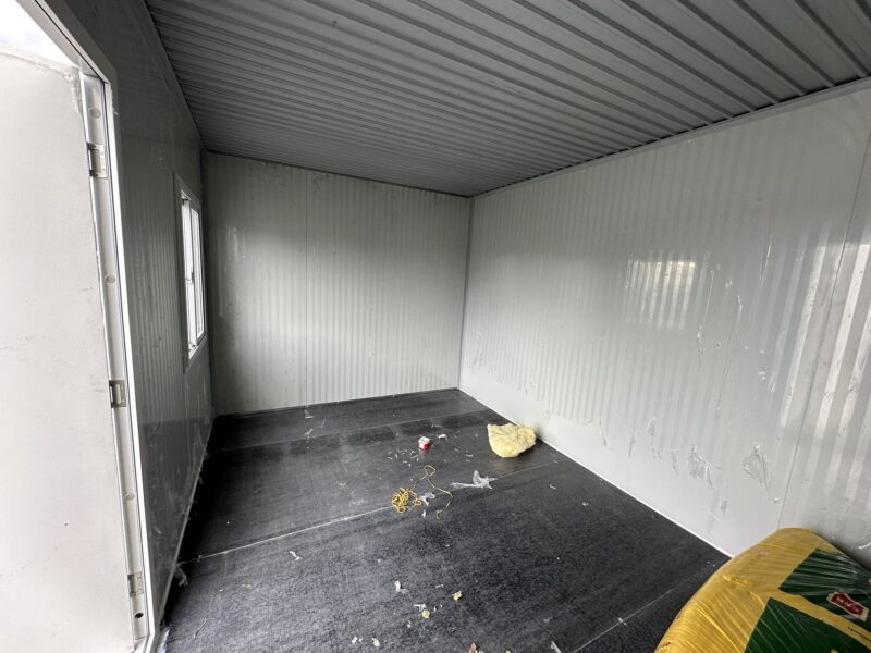 MEDIUM CABIN 6 x 3m CLASSIC IV