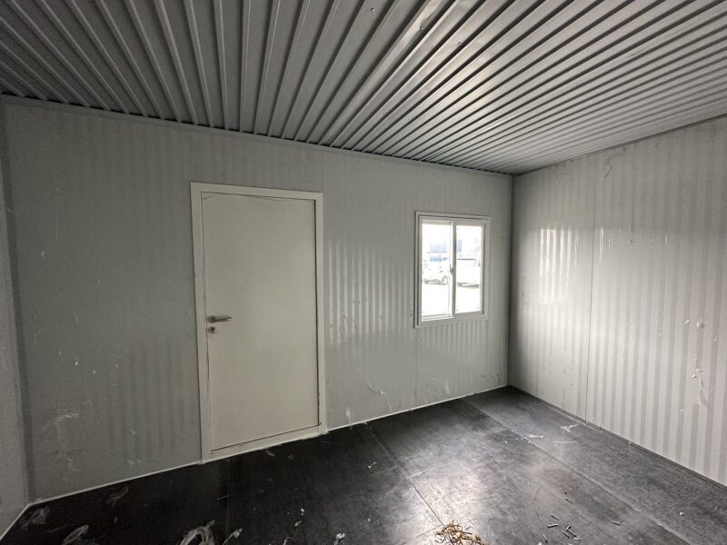 MEDIUM CABIN 6 x 3m CLASSIC IV