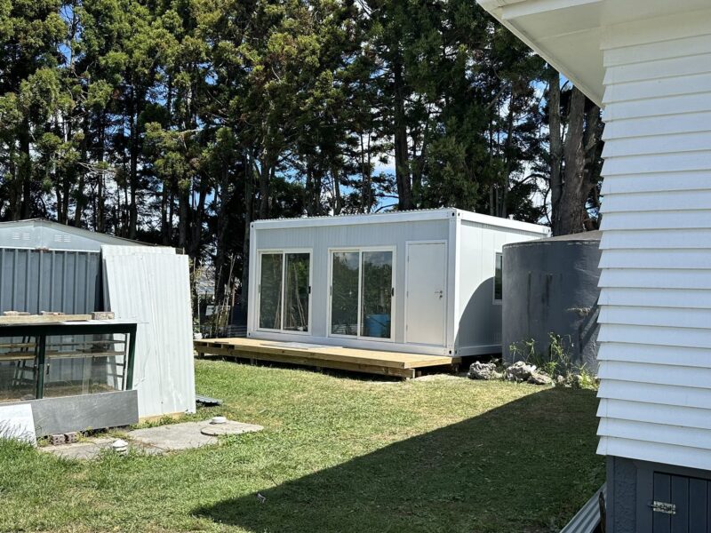 Large CABIN 6 x 4 m Glass Wall III