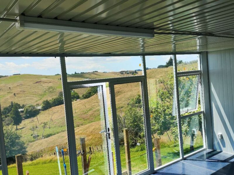 LARGE CABIN 6 x 4 m Glass Wall X