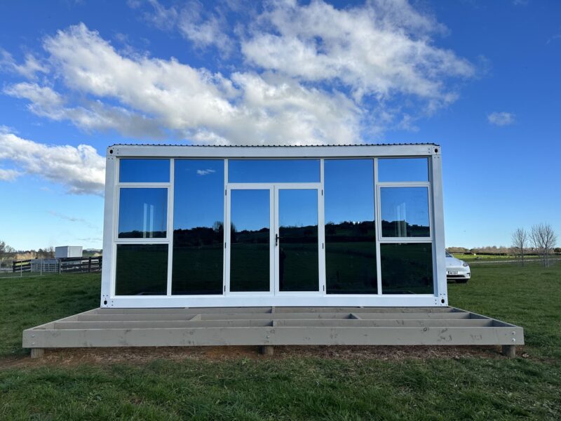 LARGE CABIN 6 x 4 m GW