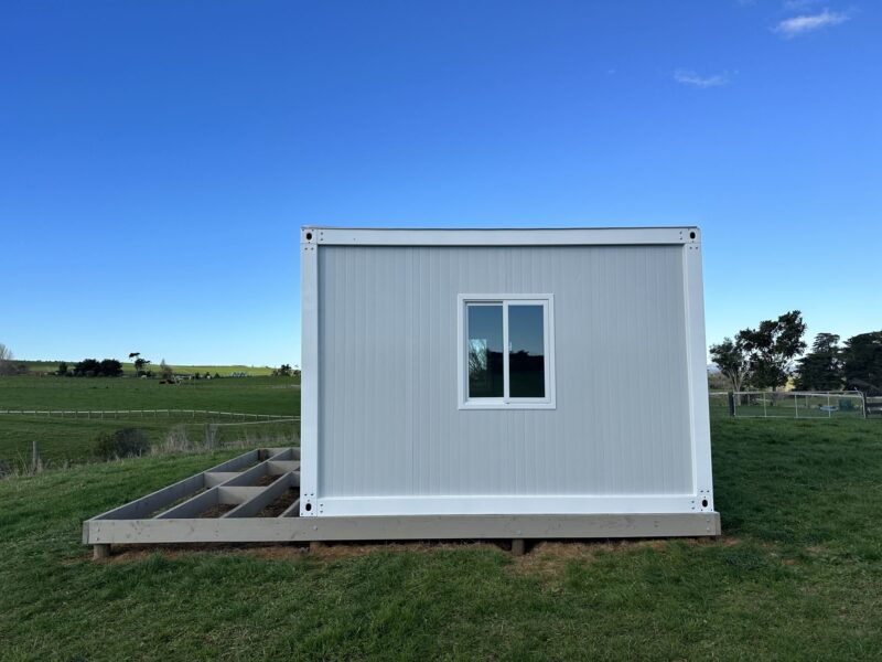 LARGE CABIN 6 x 4 m GW