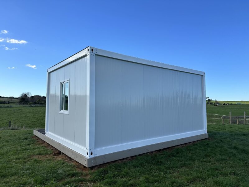 LARGE CABIN 6 x 4 m GW