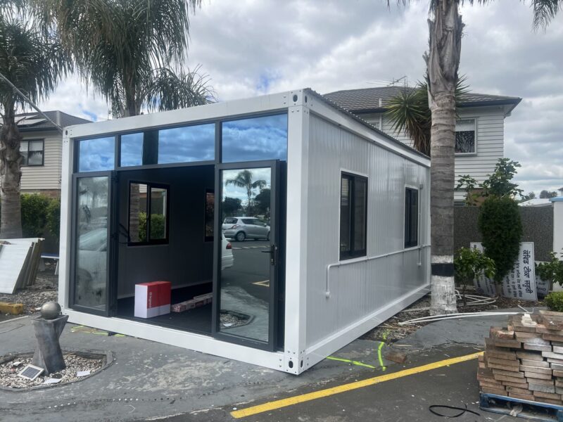 LARGE CABIN 6 x 4 m GW