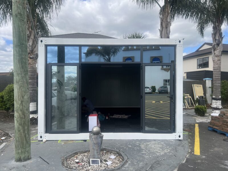 LARGE CABIN 6 x 4 m GW