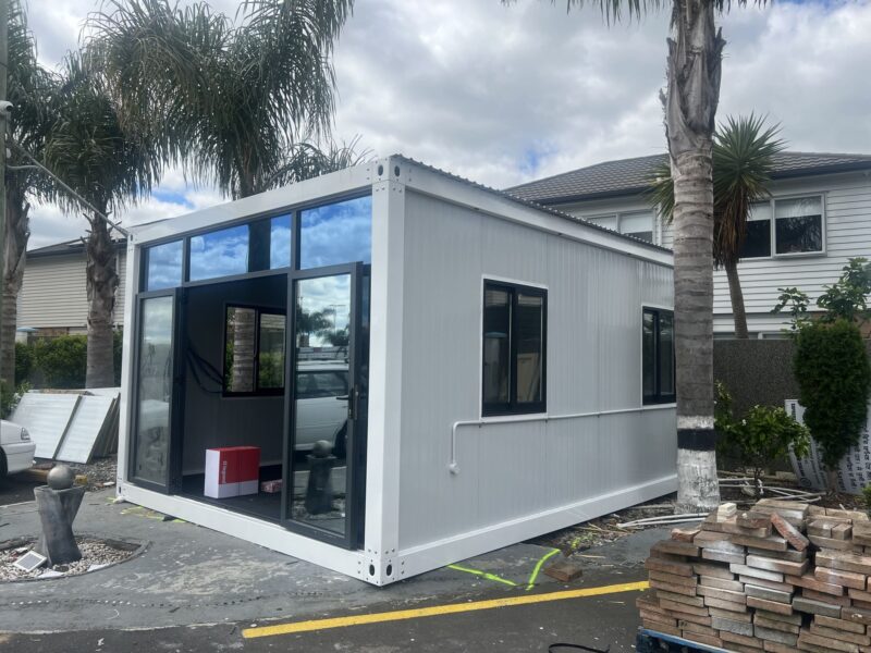 LARGE CABIN 6 x 4 m GW