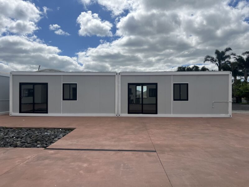 MEDIUM CABIN 6 x 3 m CLASSIC VII