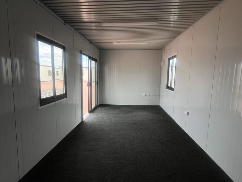 MEDIUM CABIN 6 x 3 m CLASSIC VII