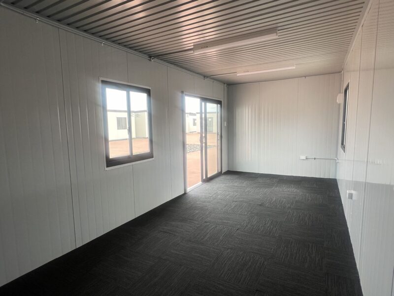 MEDIUM CABIN 6 x 3 m CLASSIC VII