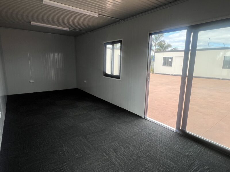 MEDIUM CABIN 6 x 3 m CLASSIC VII