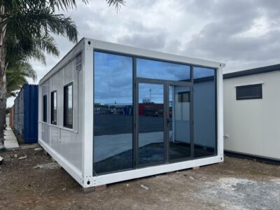 LARGE CABIN 7 x 4 m GW