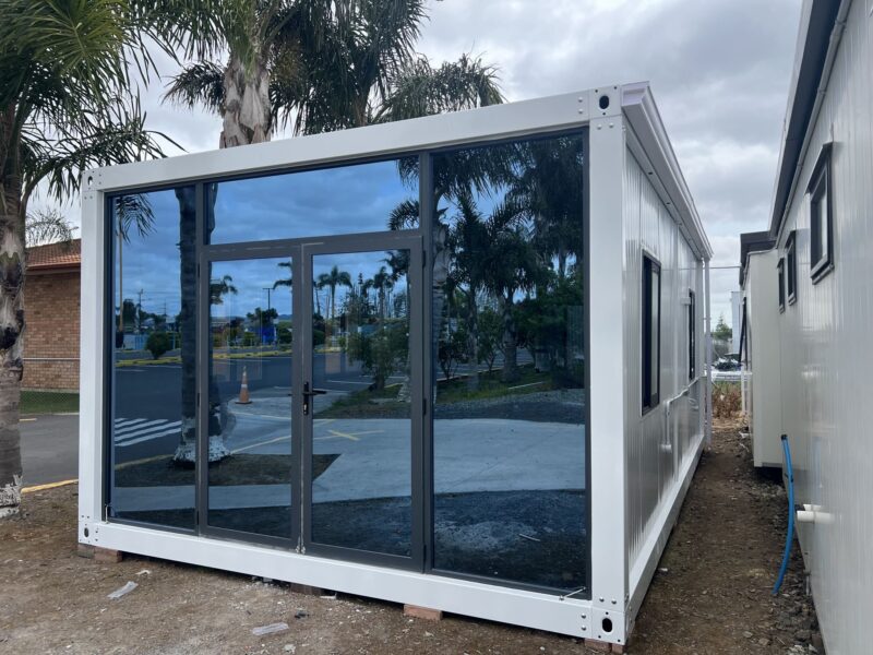 LARGE CABIN 7 x 4 m GW