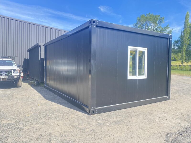 MEDIUM CABIN 6 x 3 m CLASSIC VIII
