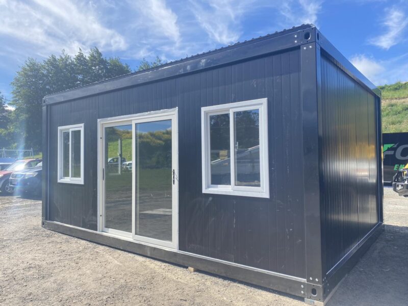 MEDIUM CABIN 6 x 3 m CLASSIC VIII