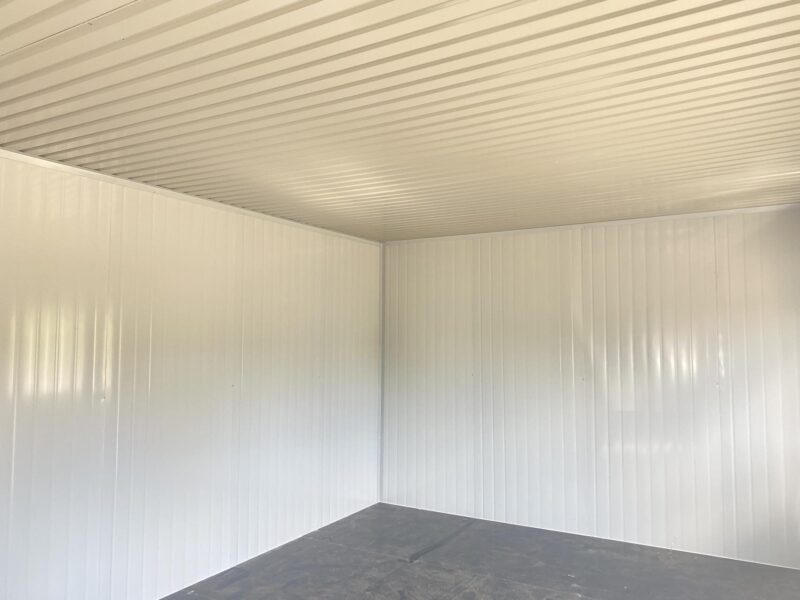 MEDIUM CABIN 6 x 3 m CLASSIC VIII