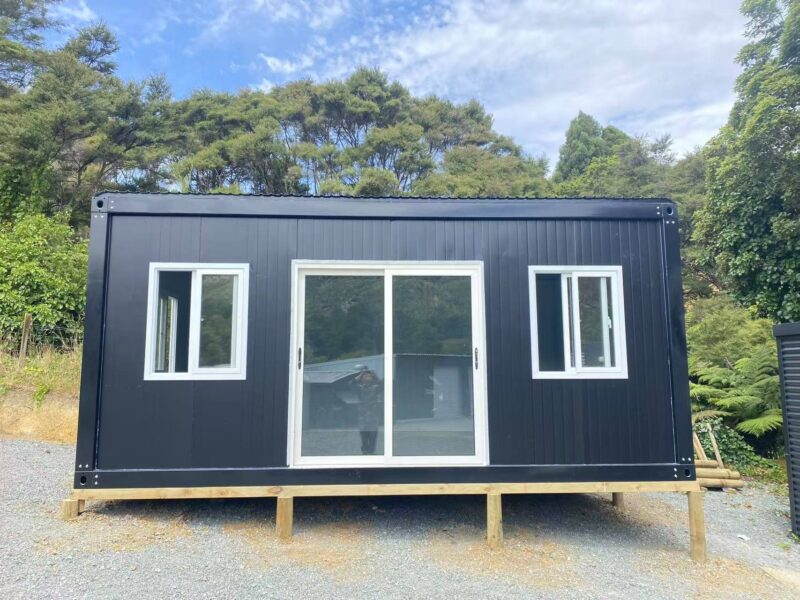 LARGE CABIN 6 x 4 m CLASSIC