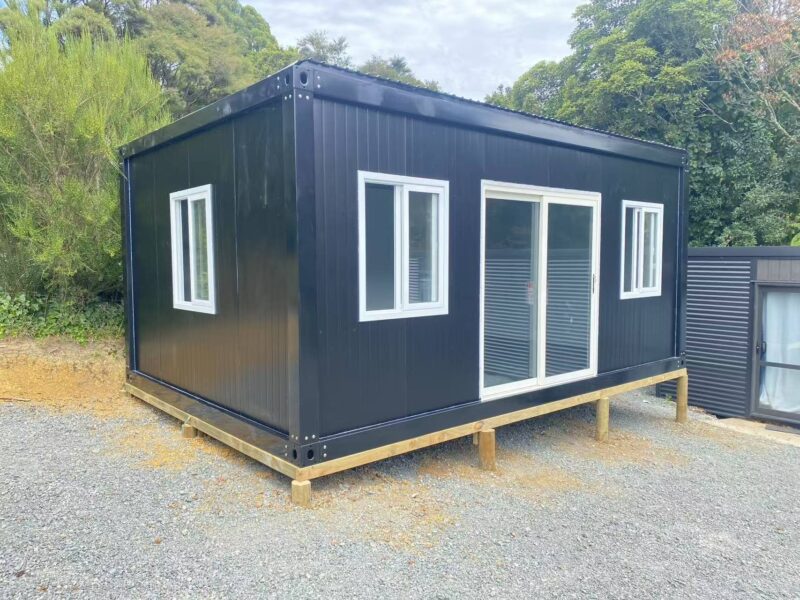 LARGE CABIN 6 x 4 m CLASSIC