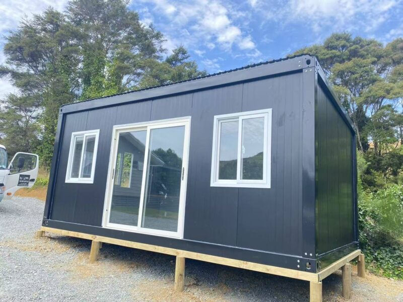 LARGE CABIN 6 x 4 m CLASSIC