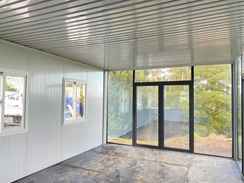 LARGE CABIN 7 x 4 m GW