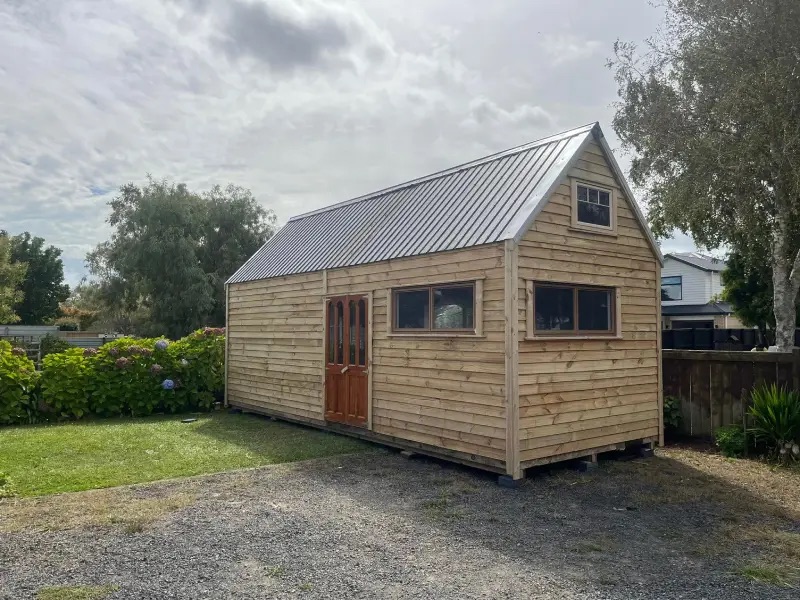 Larger Indianna Cabin