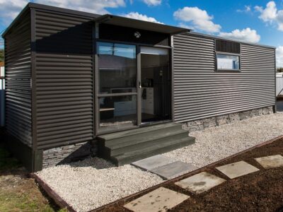 The Cottage – 2 Bdrm / Self-Contained / 10X3m