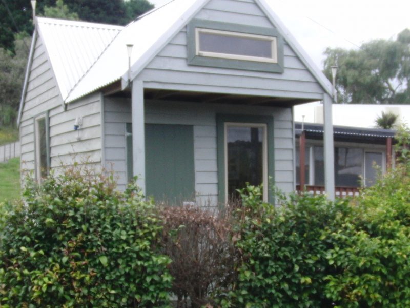 The WOW Cabin / Sleep-out